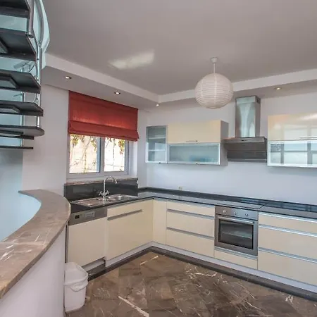 빌라 4 Bedroom - White Village *
